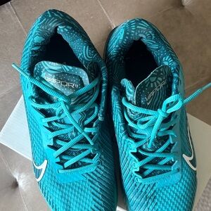 Nike Men Turquoise Vapor Athletic Shoes